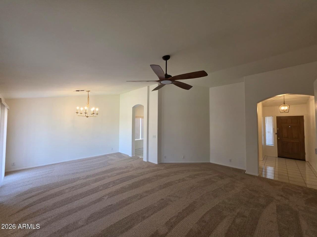 121 W Ivanhoe St - Photo 7 of 28