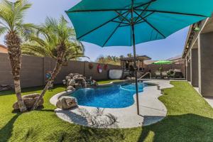 featured image of 17475 W Spring Ln
