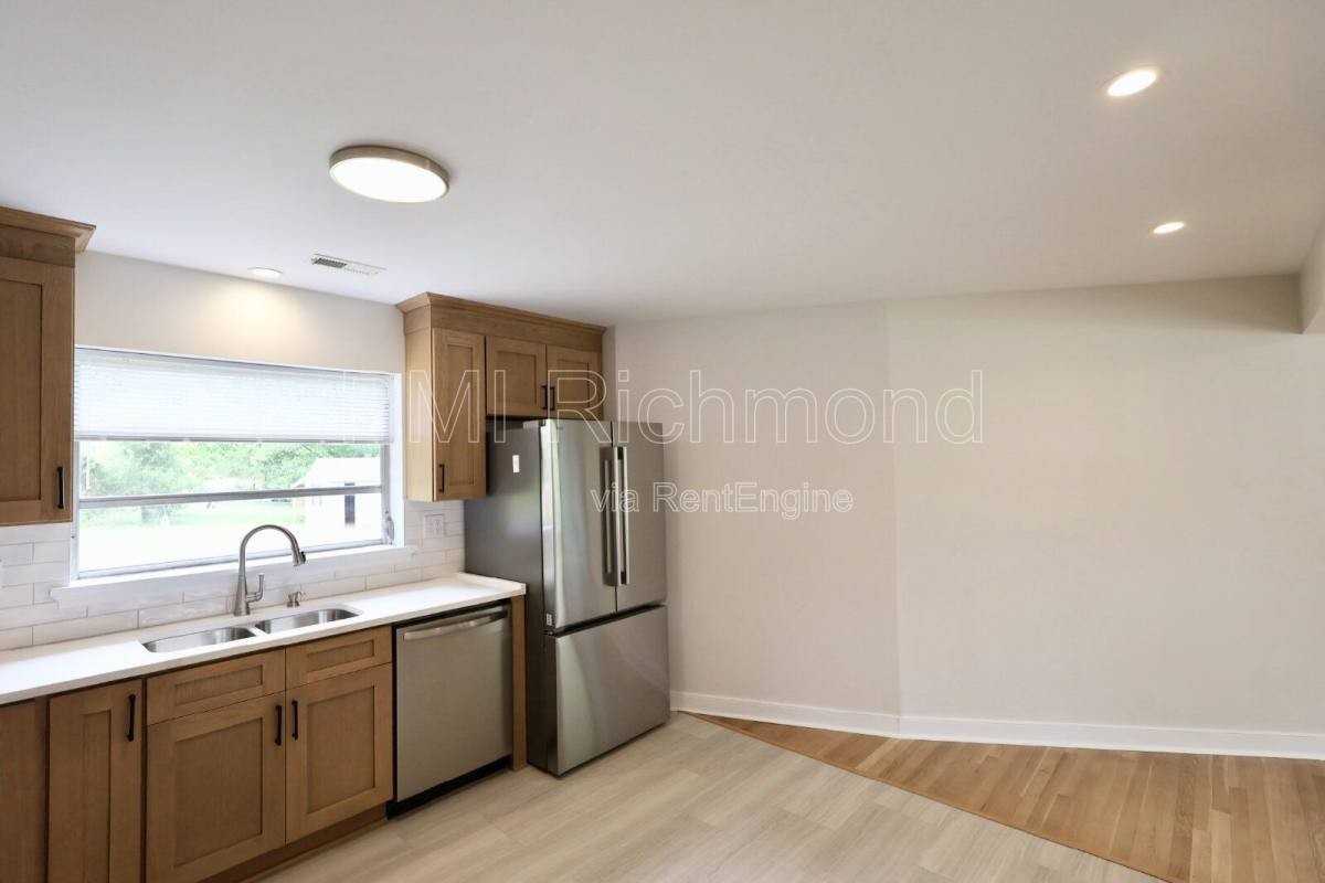 5913 Osoge Rd - Photo 3 of 10
