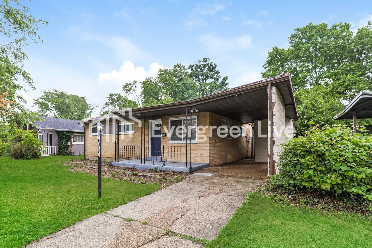 2030 Faywood Dr - Photo 2 of 15