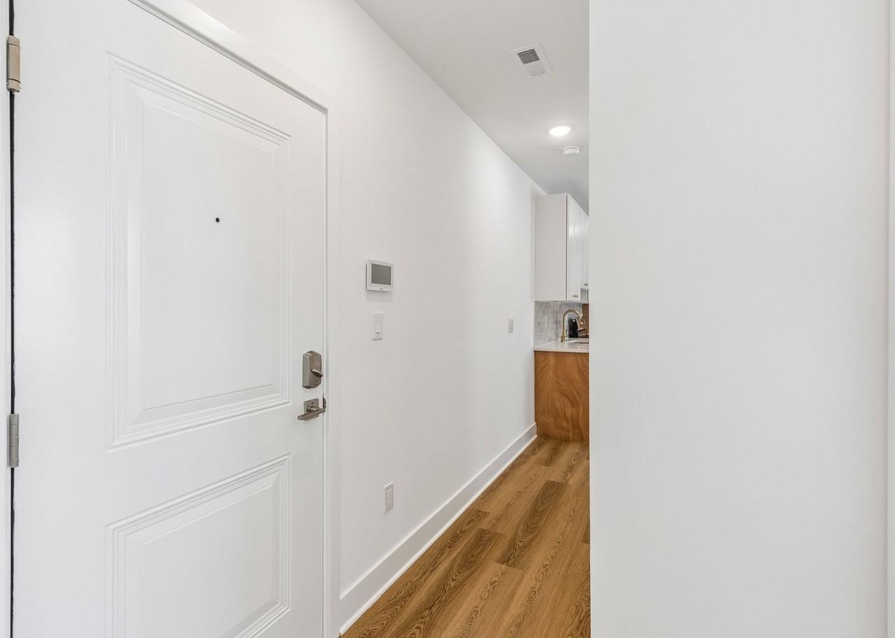 Brand New Luxury Apartments West Philly - Photo 4 of 42
