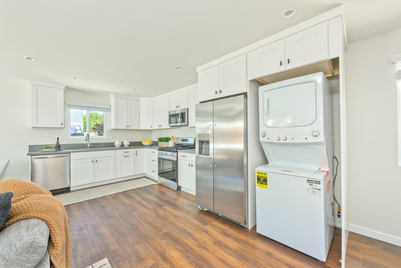 16720-16724 Yukon Ave - Photo 6 of 7