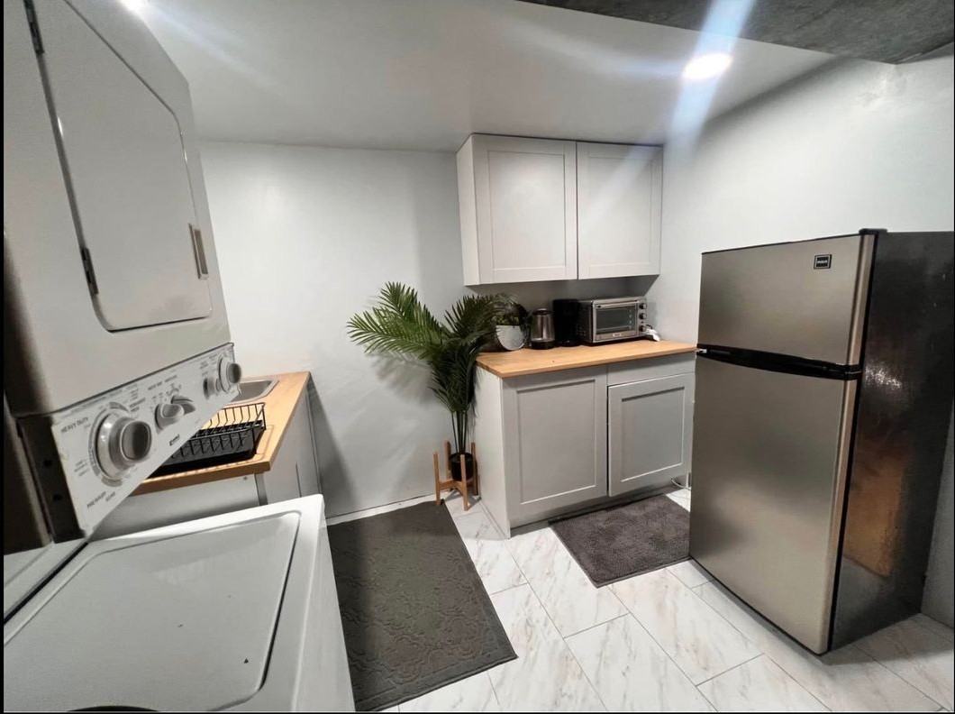 114 Urell Pl Ne ##B - Photo 2 of 9