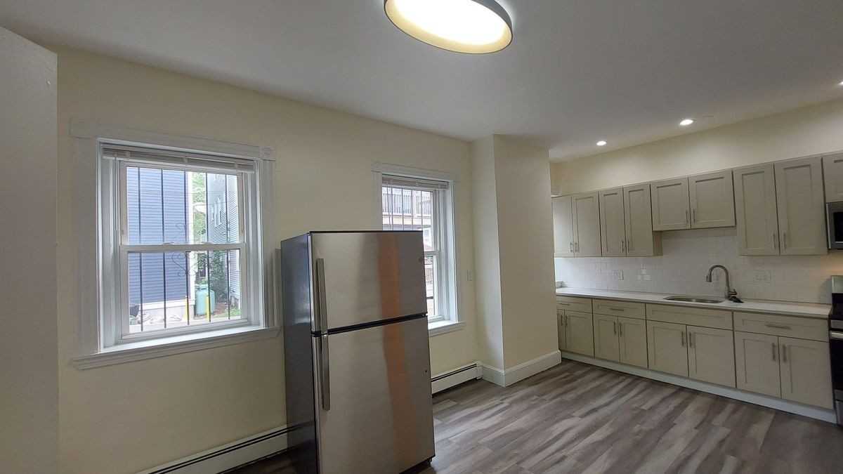 6 Wabeno St - Photo 2 of 18