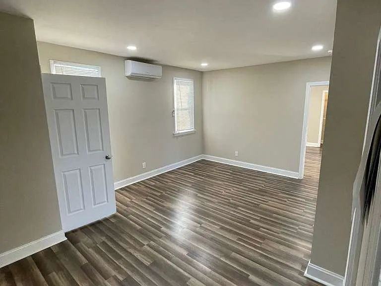 95 Hawthorne Ave - Photo 7 of 7