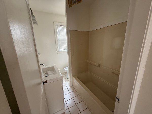729 Academy Ave - Photo 4 of 10