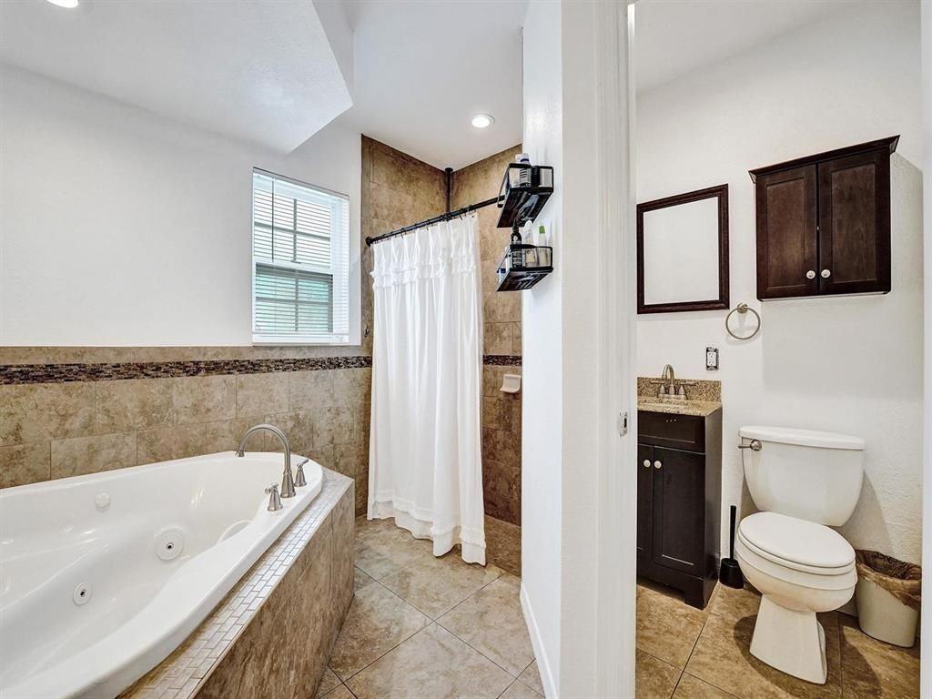 4960 Sw 89th Ave - Photo 7 of 8