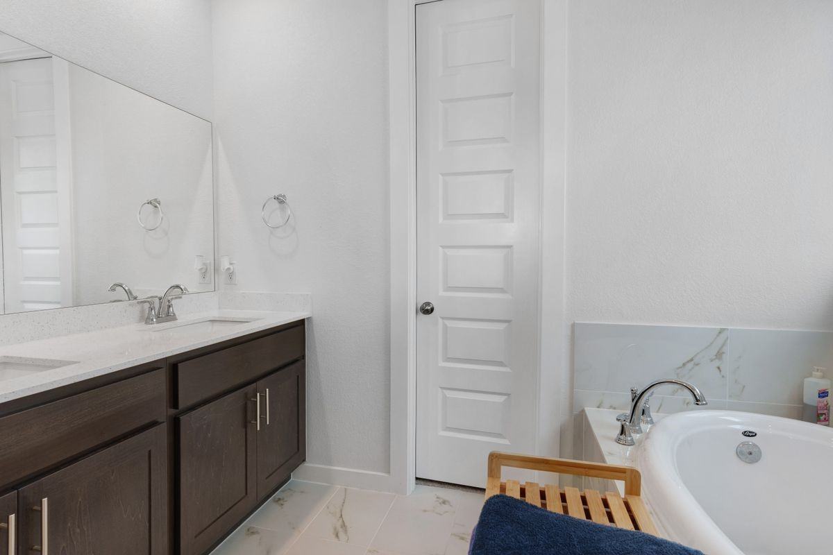 316 Amista Dr - Photo 5 of 36