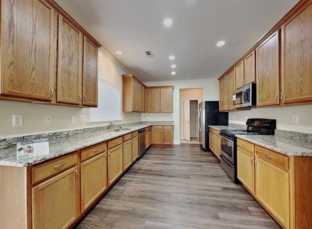 117 Tulip Dr - Photo 4 of 6
