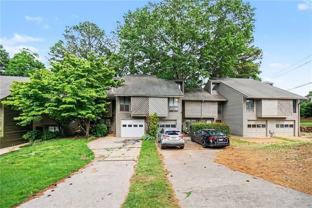1006 Creatwood Cir Se - Photo 1 of 1
