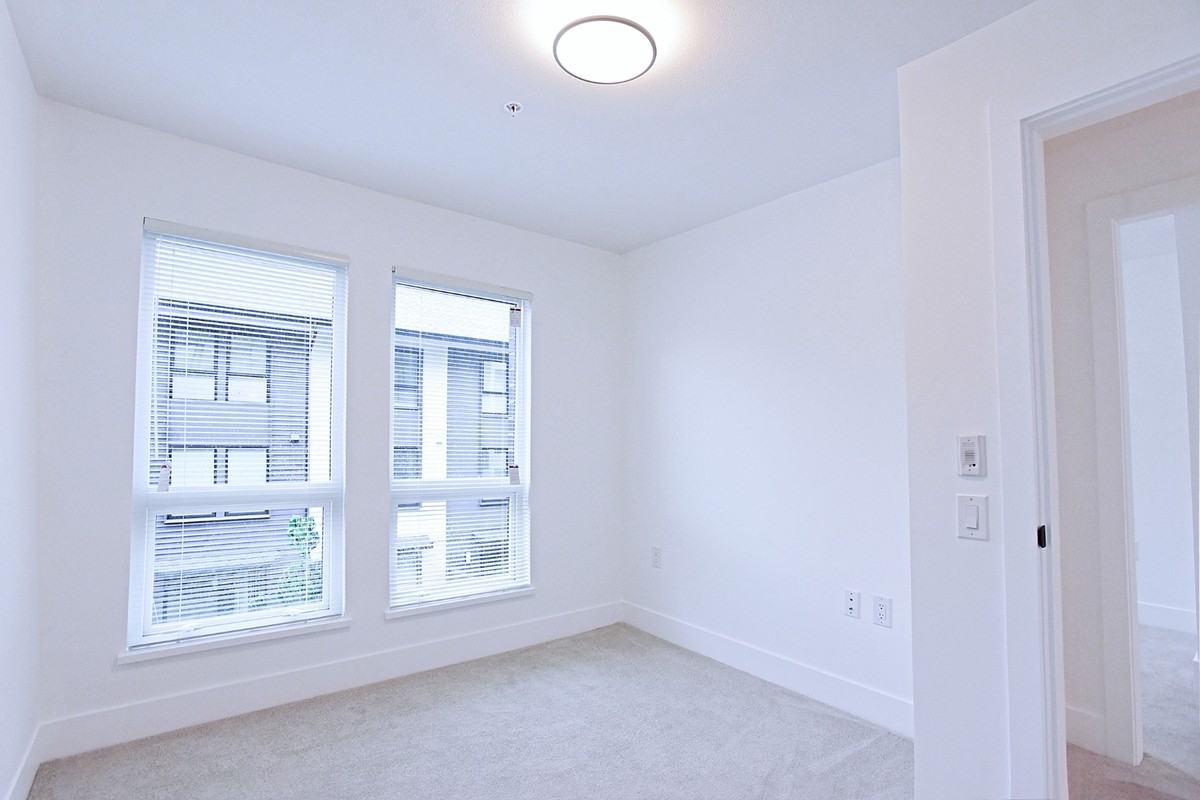9278 Slopes Mews - Photo 3 of 9