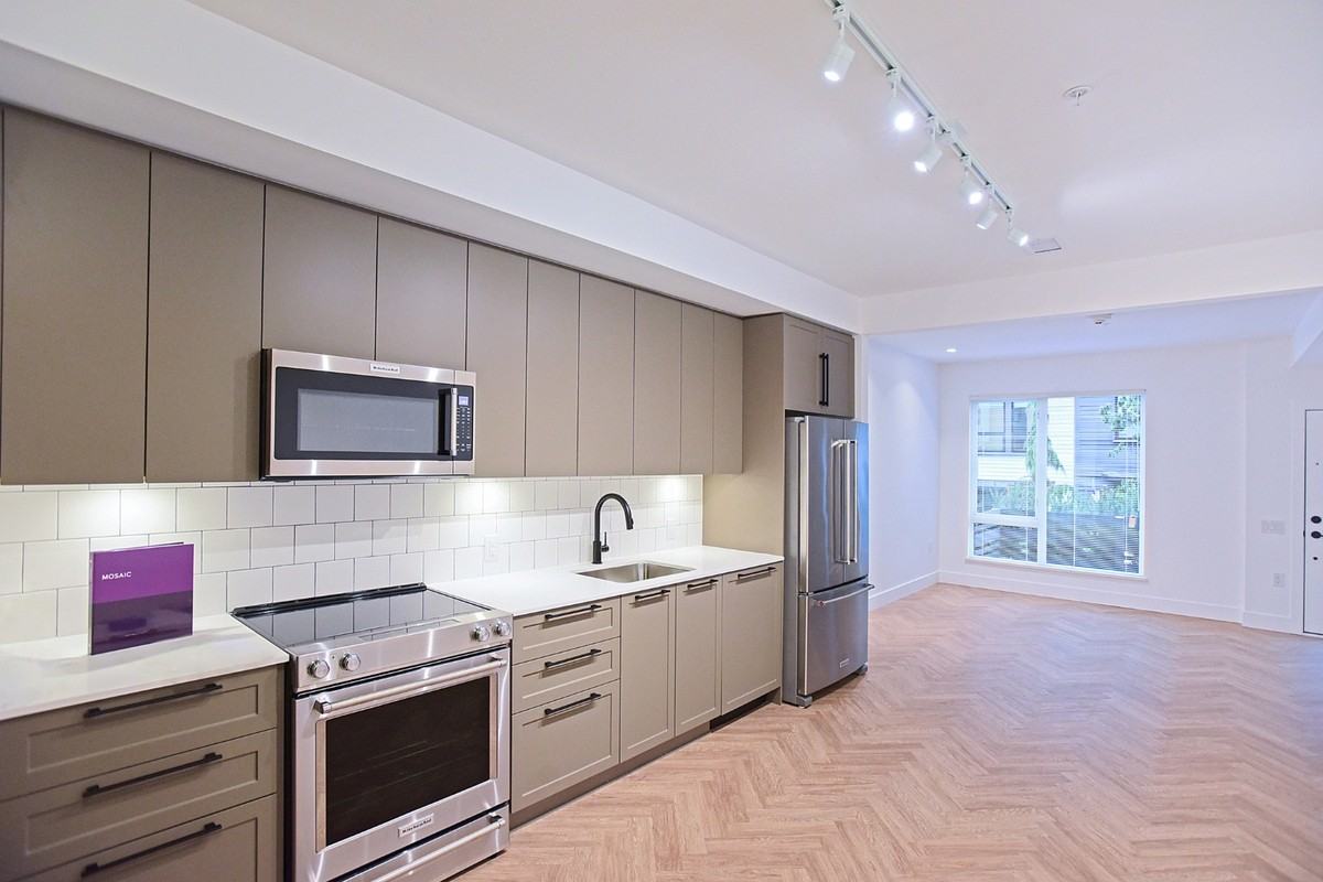 9278 Slopes Mews - Photo 2 of 9