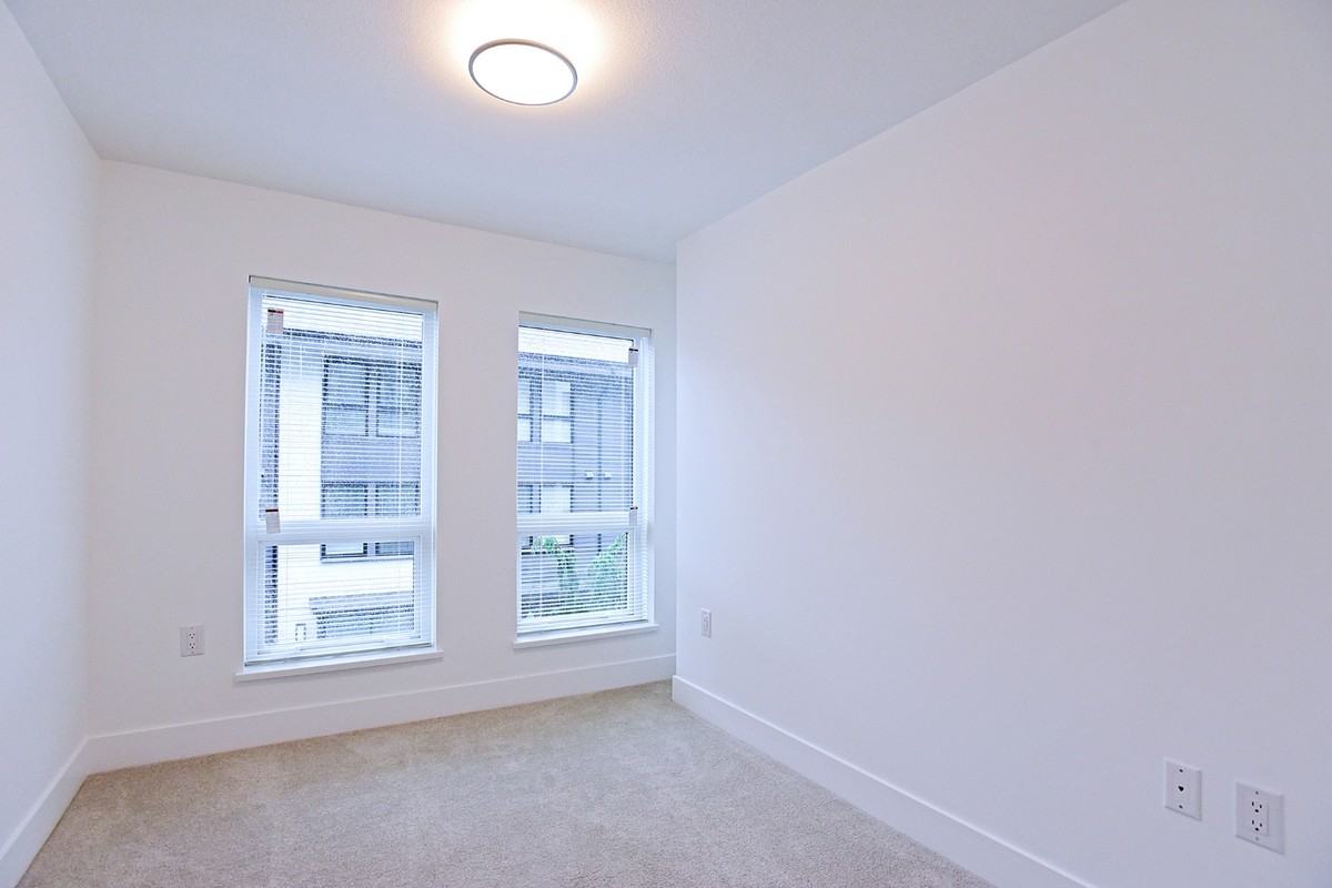 9278 Slopes Mews - Photo 5 of 9