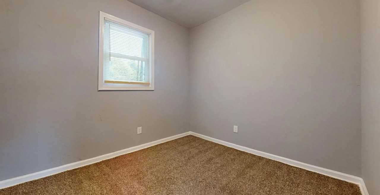 4360 Bluebell St - Photo 4 of 8