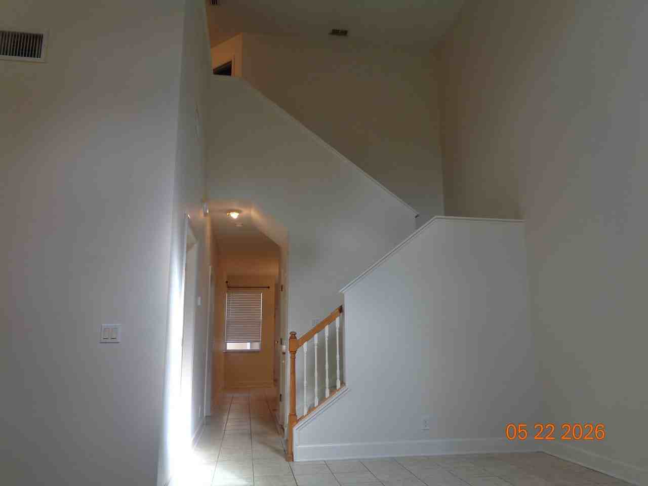 210 Woodhouse Ln - Photo 6 of 33