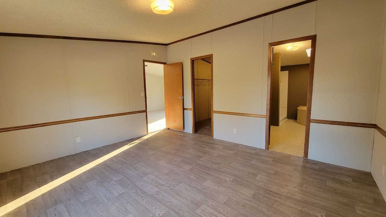 100 Se 68th Ct - Photo 6 of 20