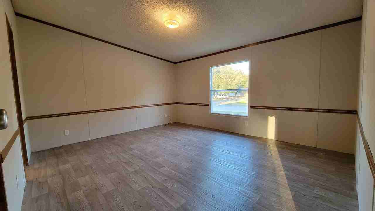 100 Se 68th Ct - Photo 7 of 20
