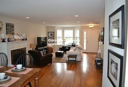 183 Summer St - Photo 2 of 13