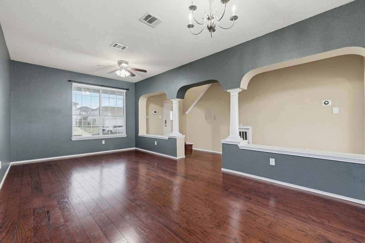 4603 Sydney Harbour Ct - Photo 3 of 19