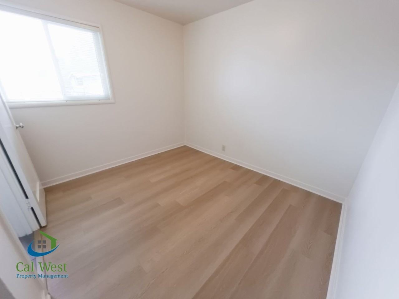 33 E Empire St #302 - Photo 6 of 12