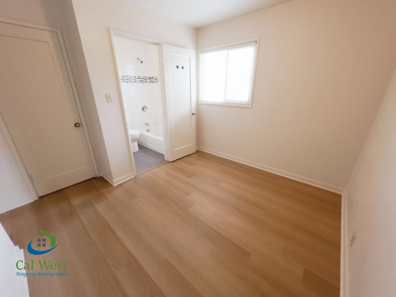 33 E Empire St #302 - Photo 7 of 12