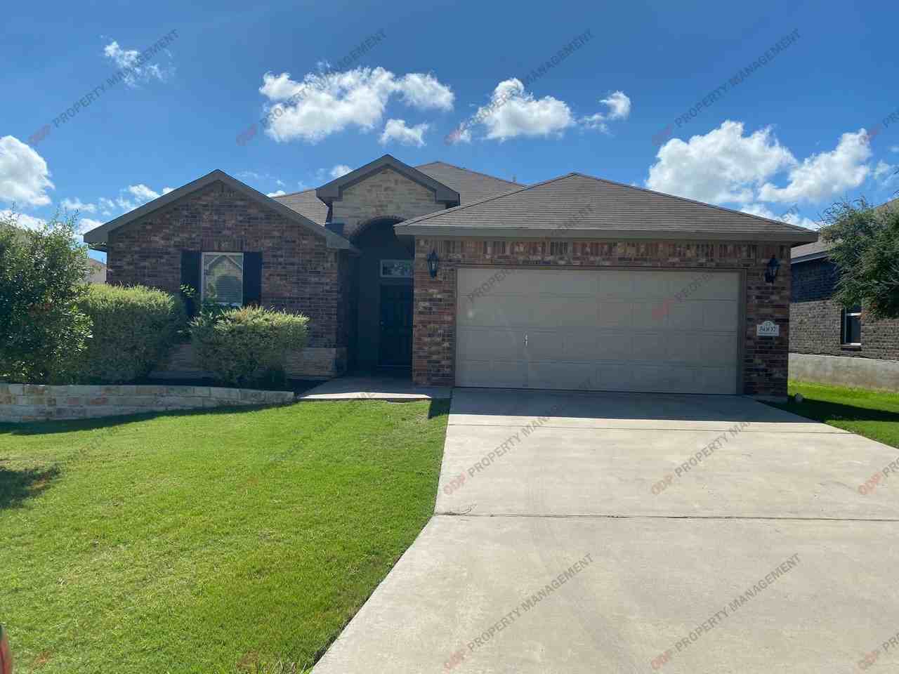 5607 Blackstone Dr - Photo 2 of 14