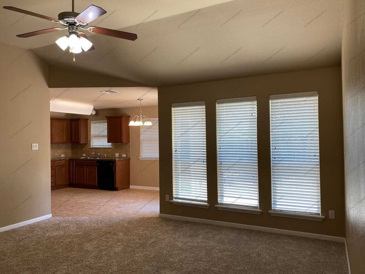 2907 Burlington - Photo 4 of 11