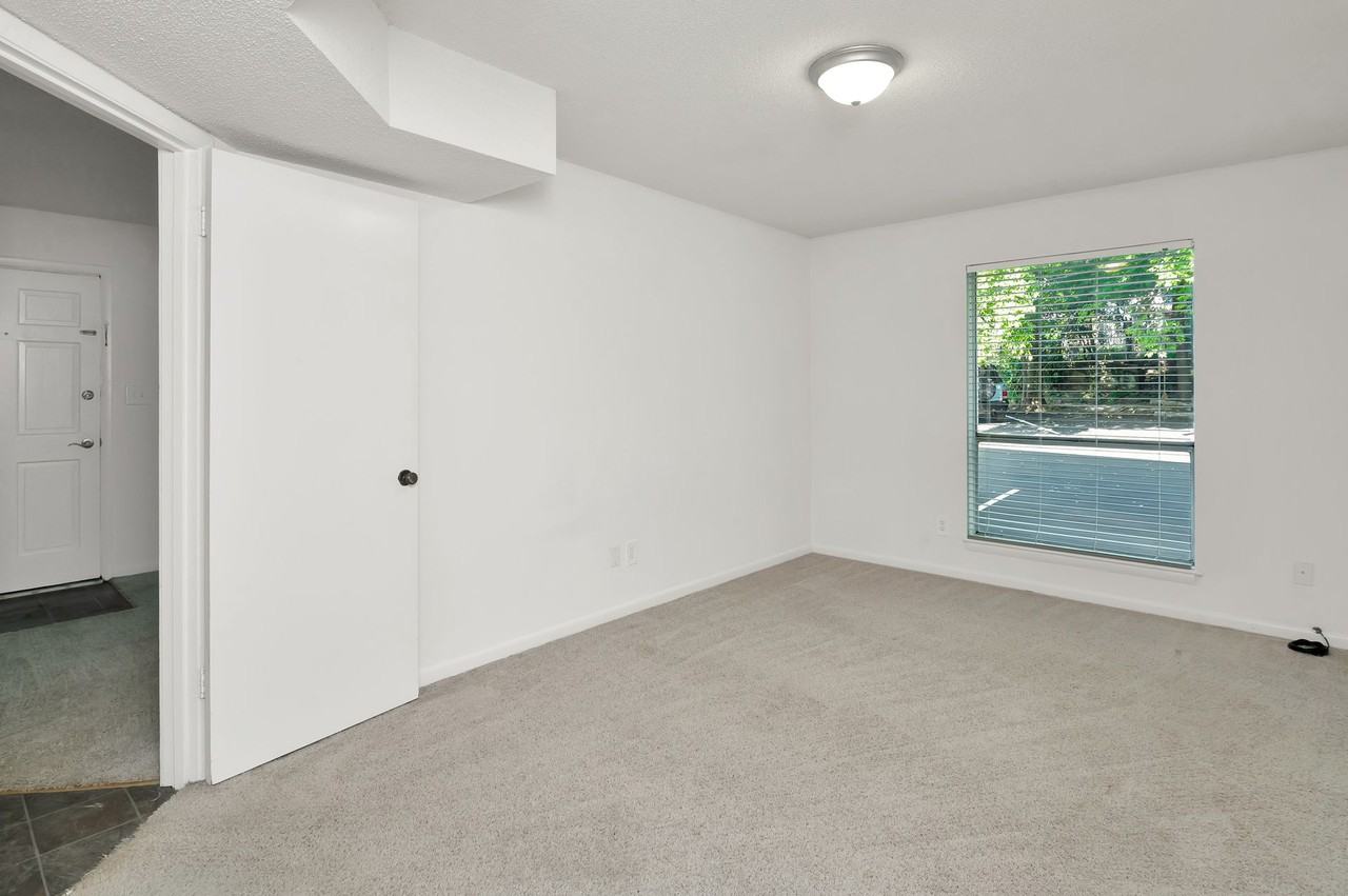 Breezeway - Photo 6 of 7