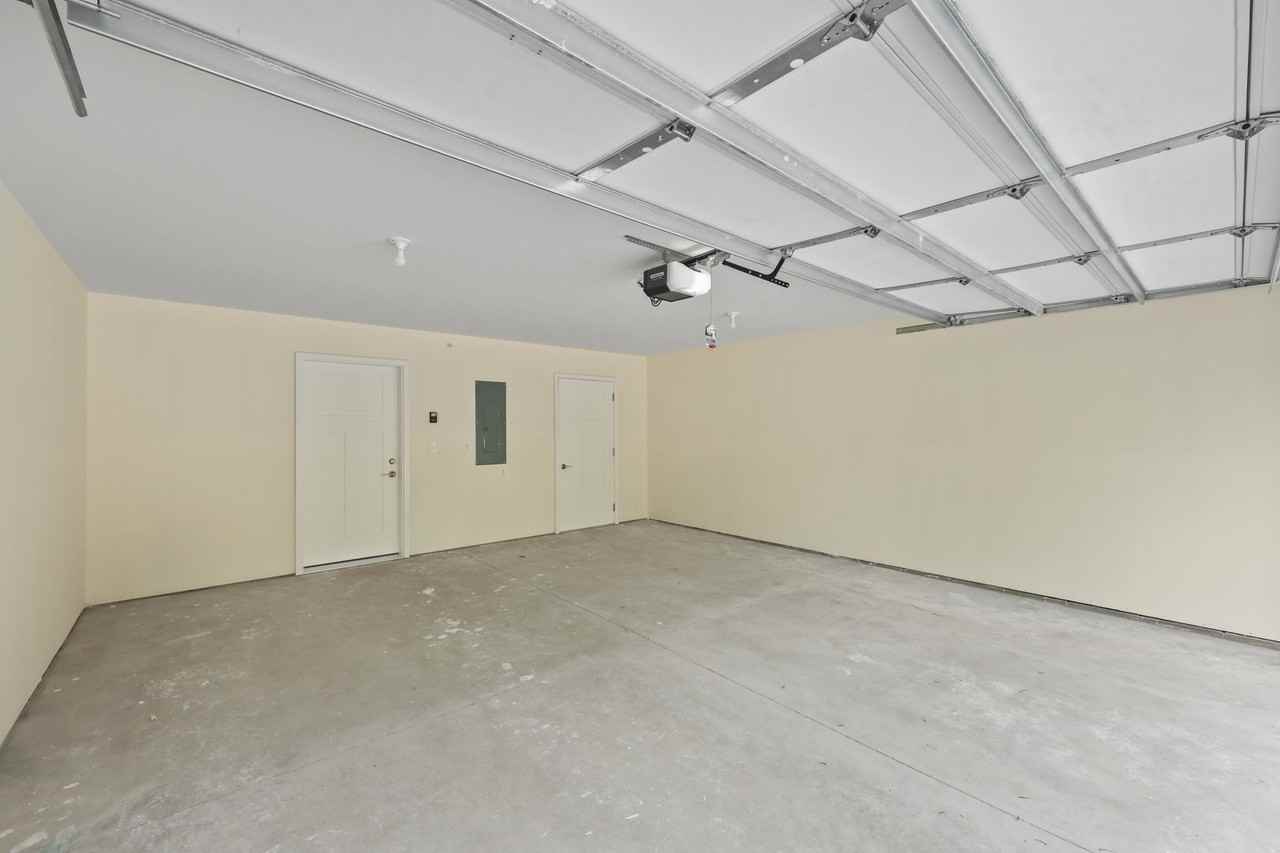 205 4th Ave N - Photo 3 of 13
