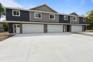featured image of 207 4th Ave N