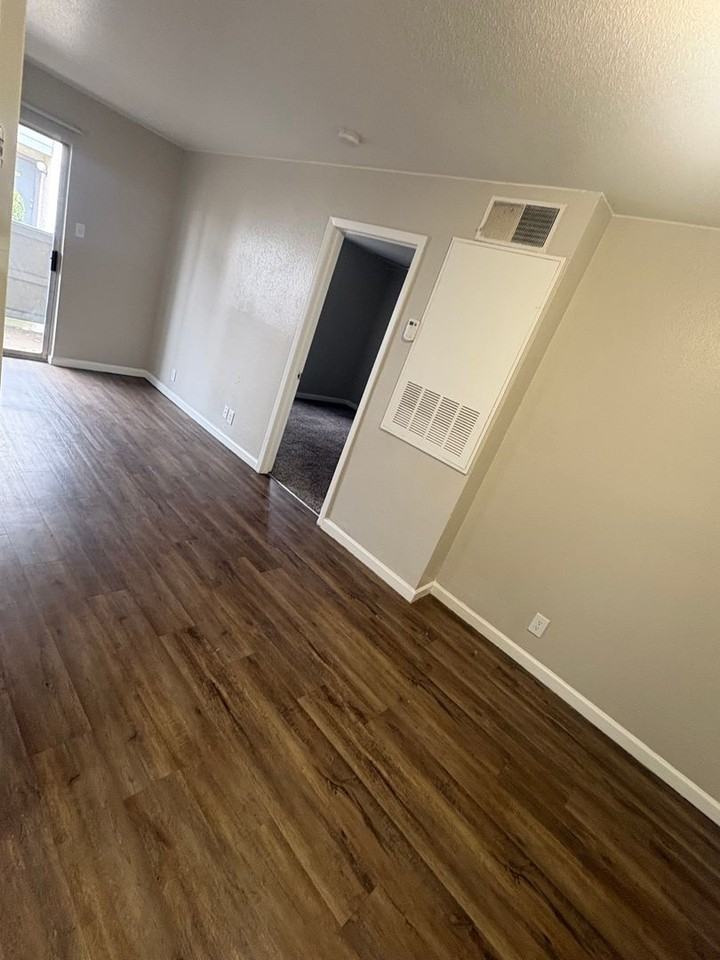 2201 Rocky Lane Rd - Photo 3 of 7