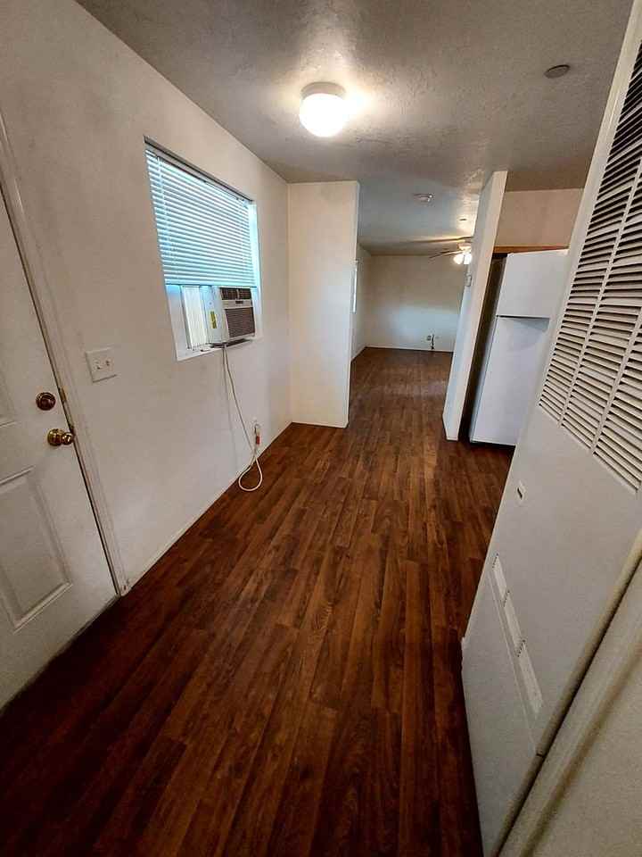 3959 Cartwright St - Photo 3 of 7