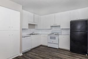 featured image of 4040 Schanen Blvd