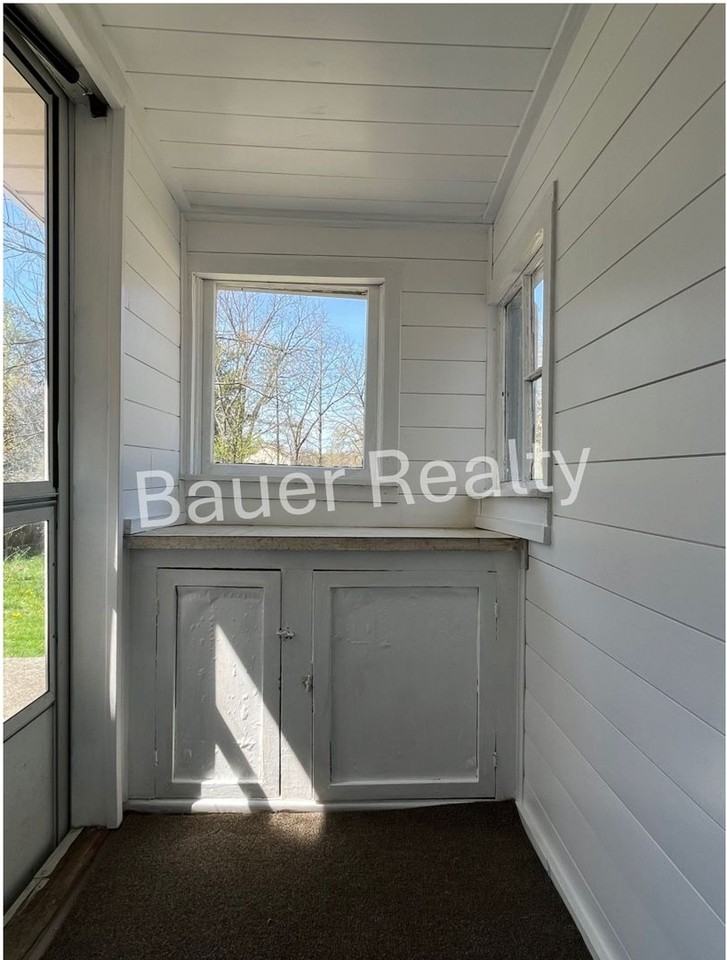 1300 Myers Ave - Photo 7 of 28