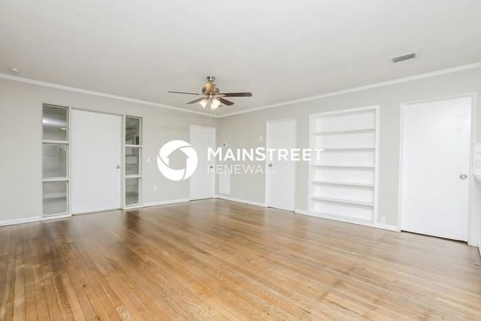 221 Edwards Ave - Photo 4 of 16