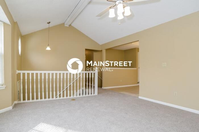 4900 N Fremont Ave - Photo 7 of 17