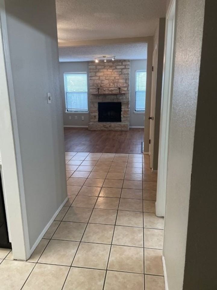 12307A Deer Falls Dr - Photo 3 of 24