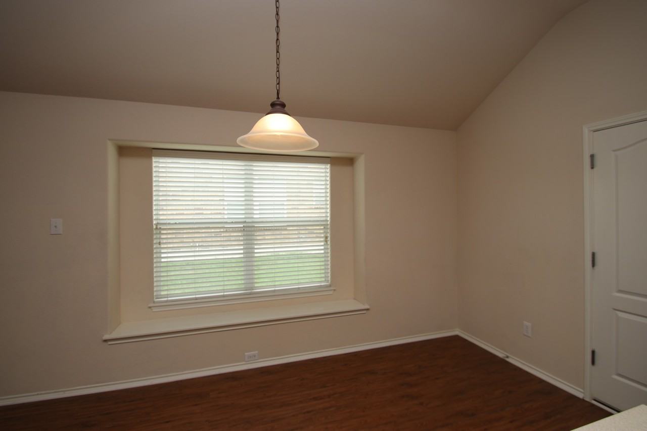 1528 Haynie Bnd - Photo 7 of 30