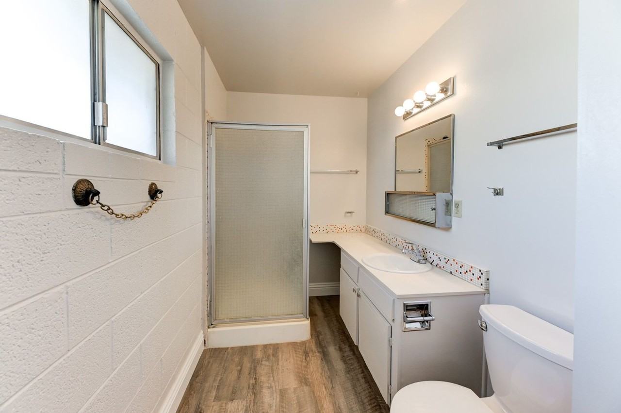 4417 Berkley Ave - Photo 5 of 15