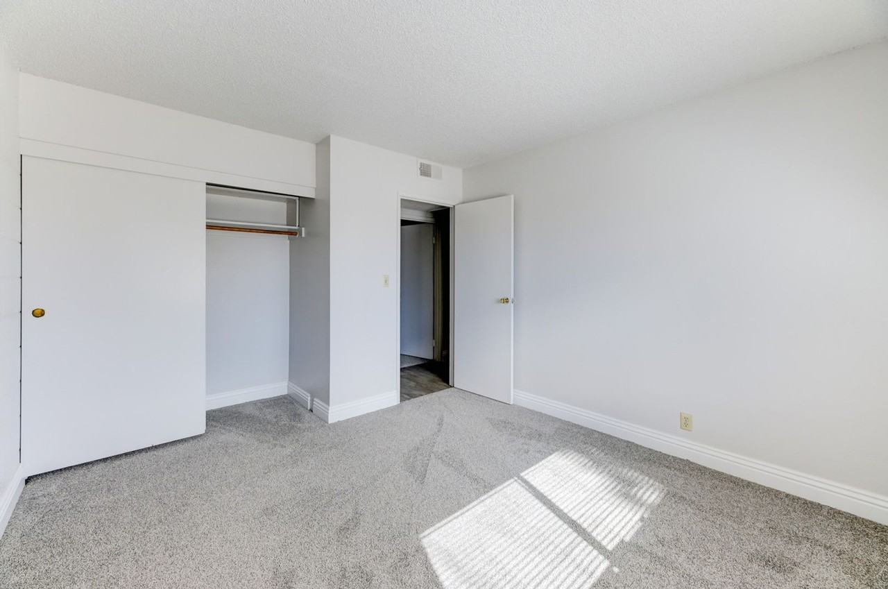 4417 Berkley Ave - Photo 7 of 15