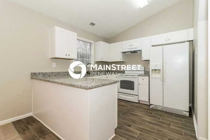 2401 Bethune Cir - Photo 4 of 18