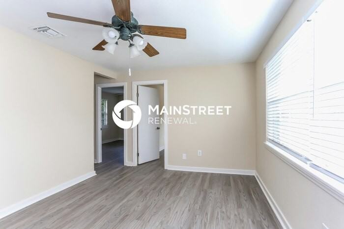 14623 Sunset Dr - Photo 3 of 16