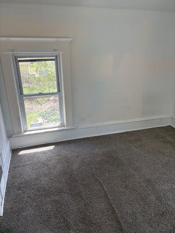 408 Oak Ave #B - Photo 6 of 7