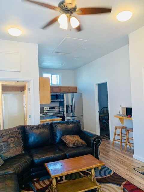 1342 Washington Ave #1342 - Photo 4 of 16