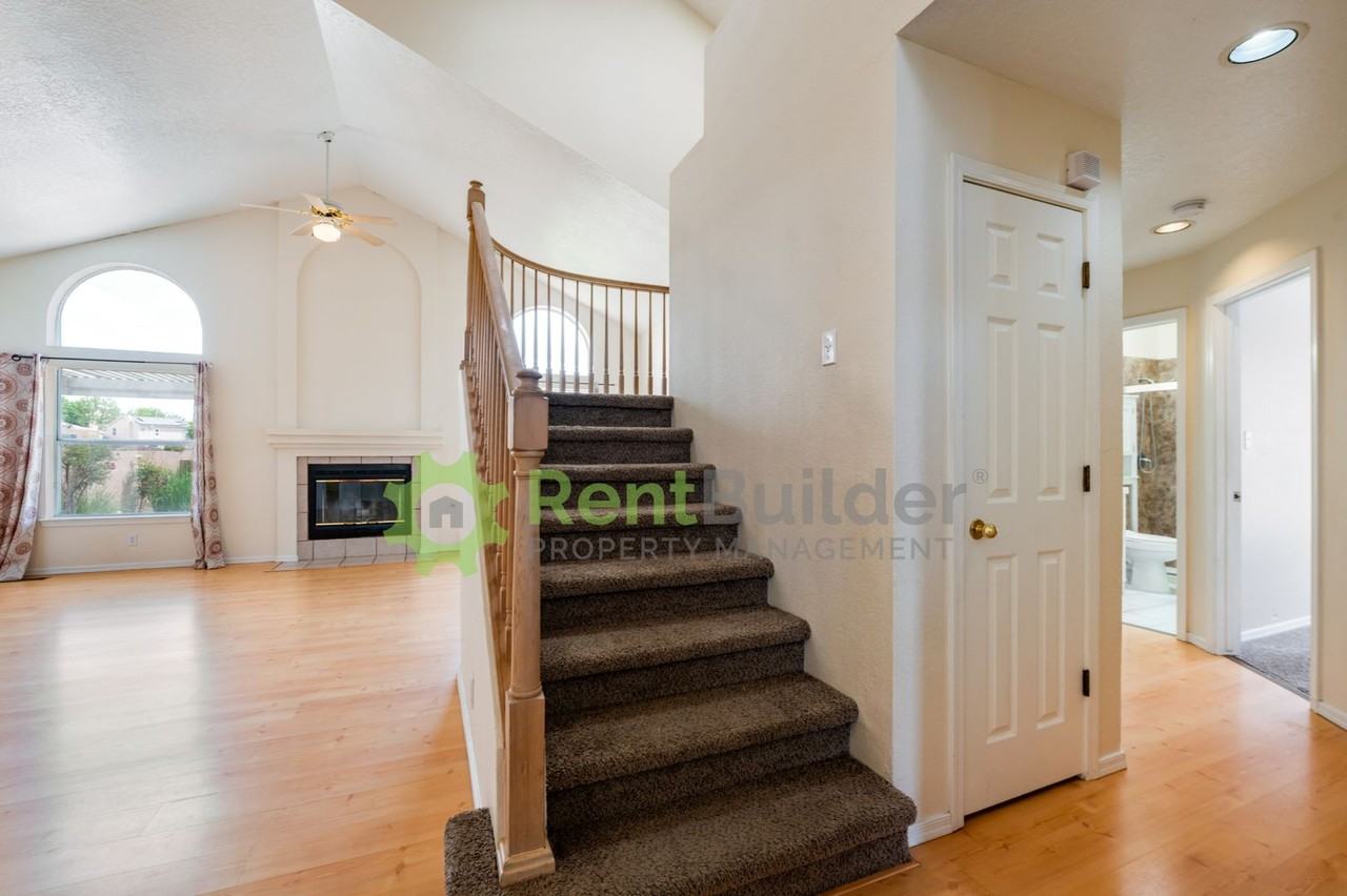 4119 Rancho Largo Rd Nw - Photo 2 of 23