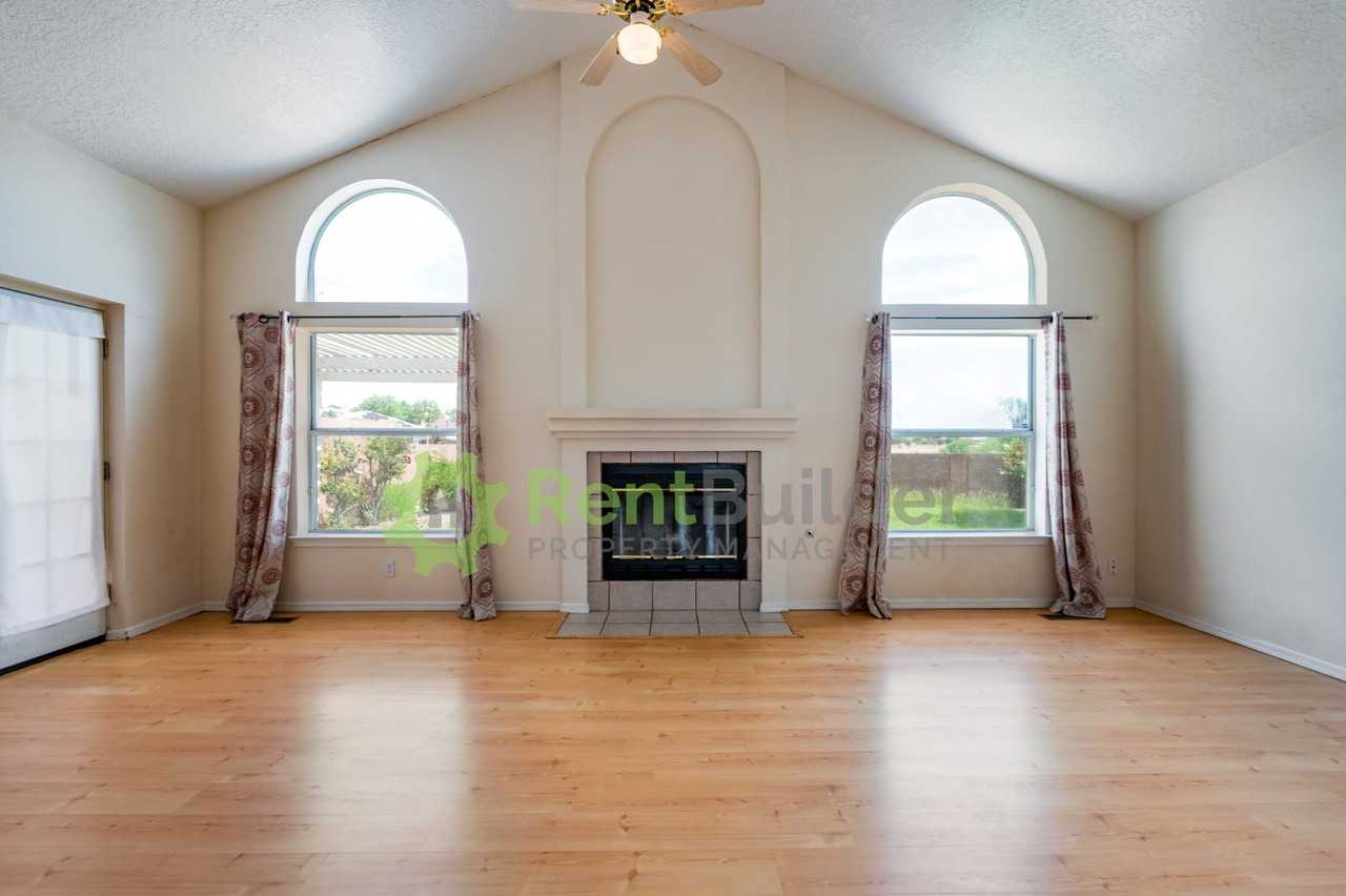 4119 Rancho Largo Rd Nw - Photo 4 of 23