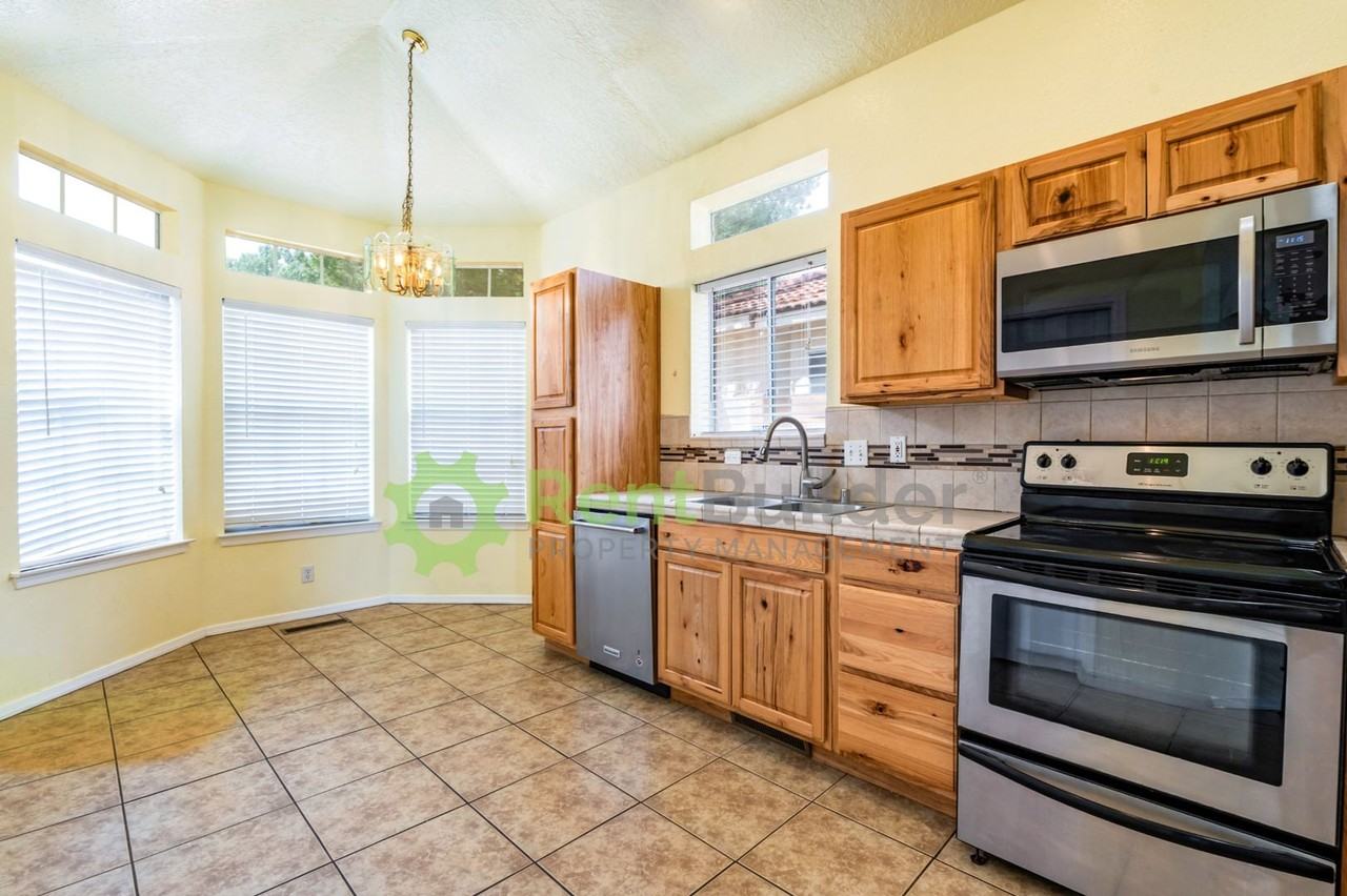 4119 Rancho Largo Rd Nw - Photo 7 of 23