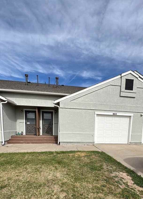 1105 Dakota Dr