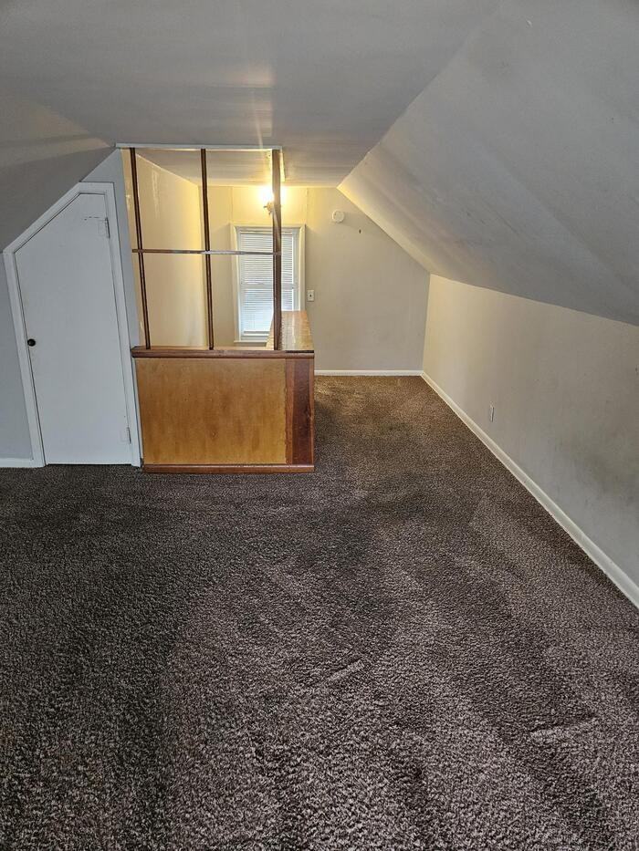 743 Hanley St - Photo 4 of 6