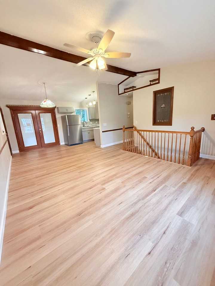 1369 Great Warrior Dr - Photo 4 of 11